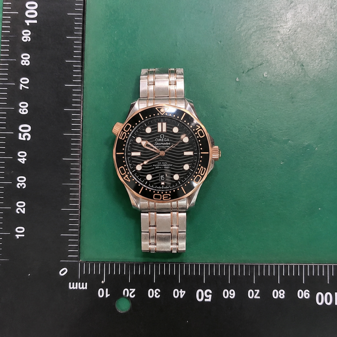 Omega Watch QC: Dial, Case, and Bracelet Photo Checklist